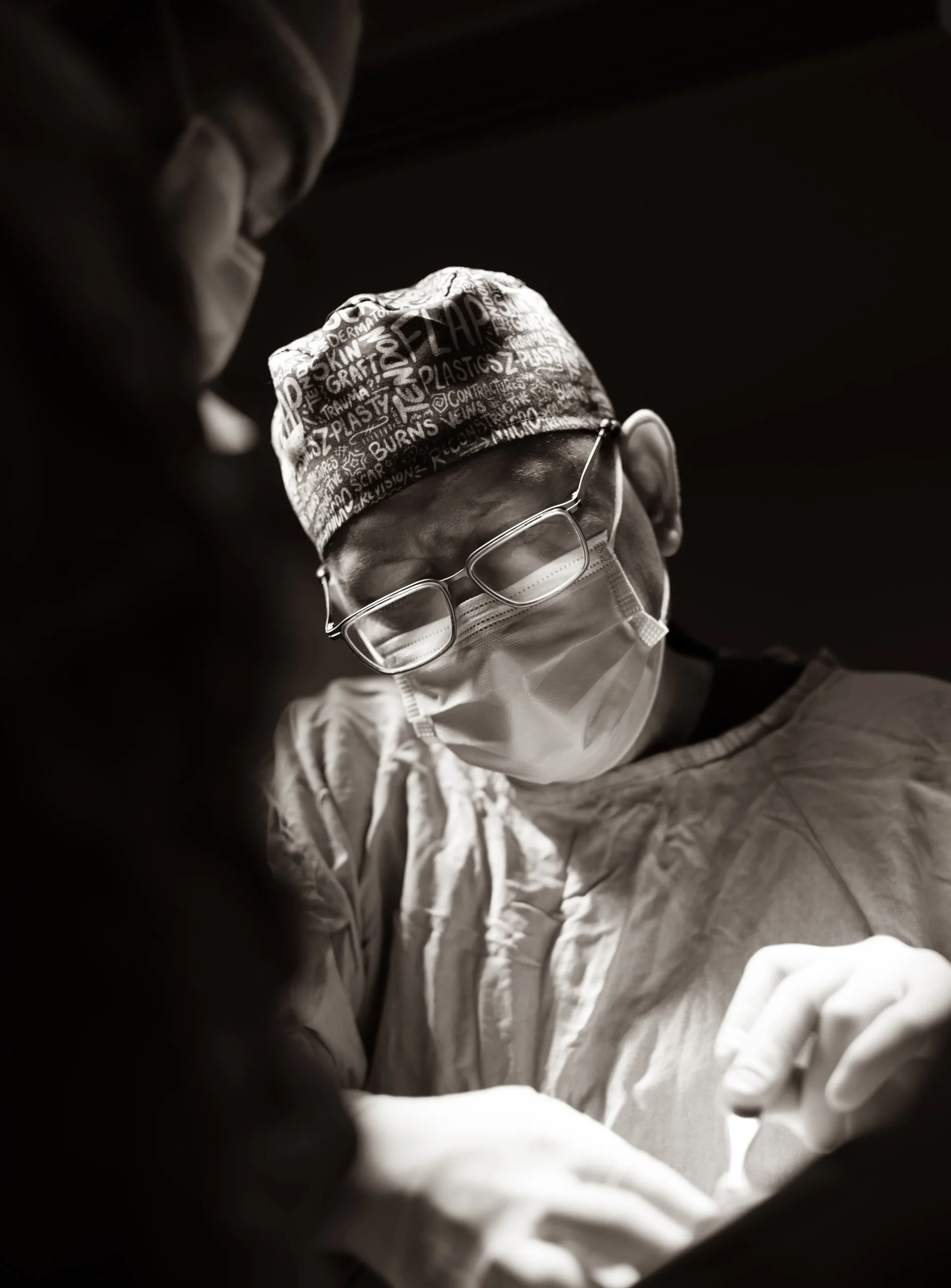 Dr. Carlos Ramírez Cirujano Plástico