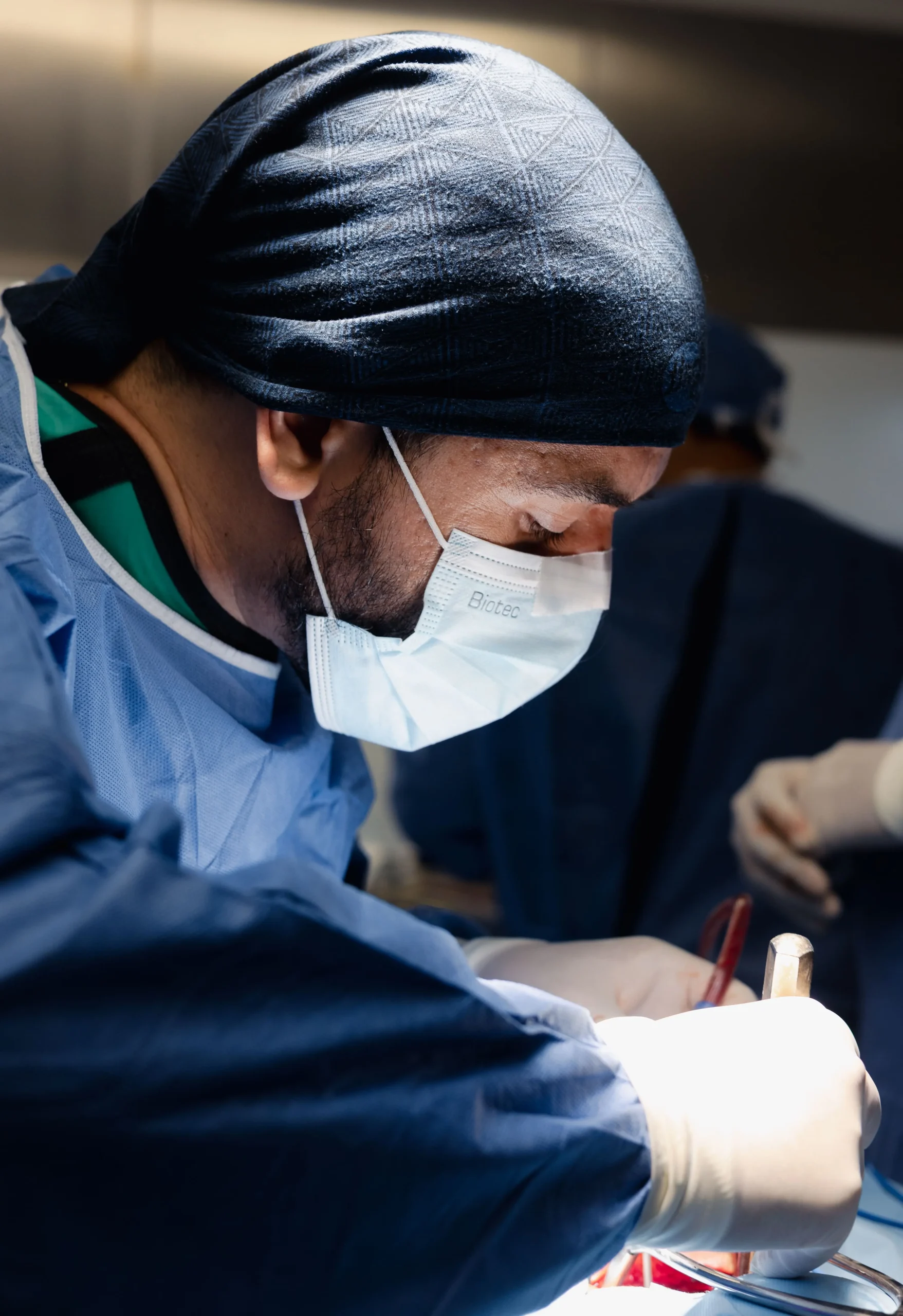 Dr. Ever Montelongo Neurocirujano Descompresión cervical posterior